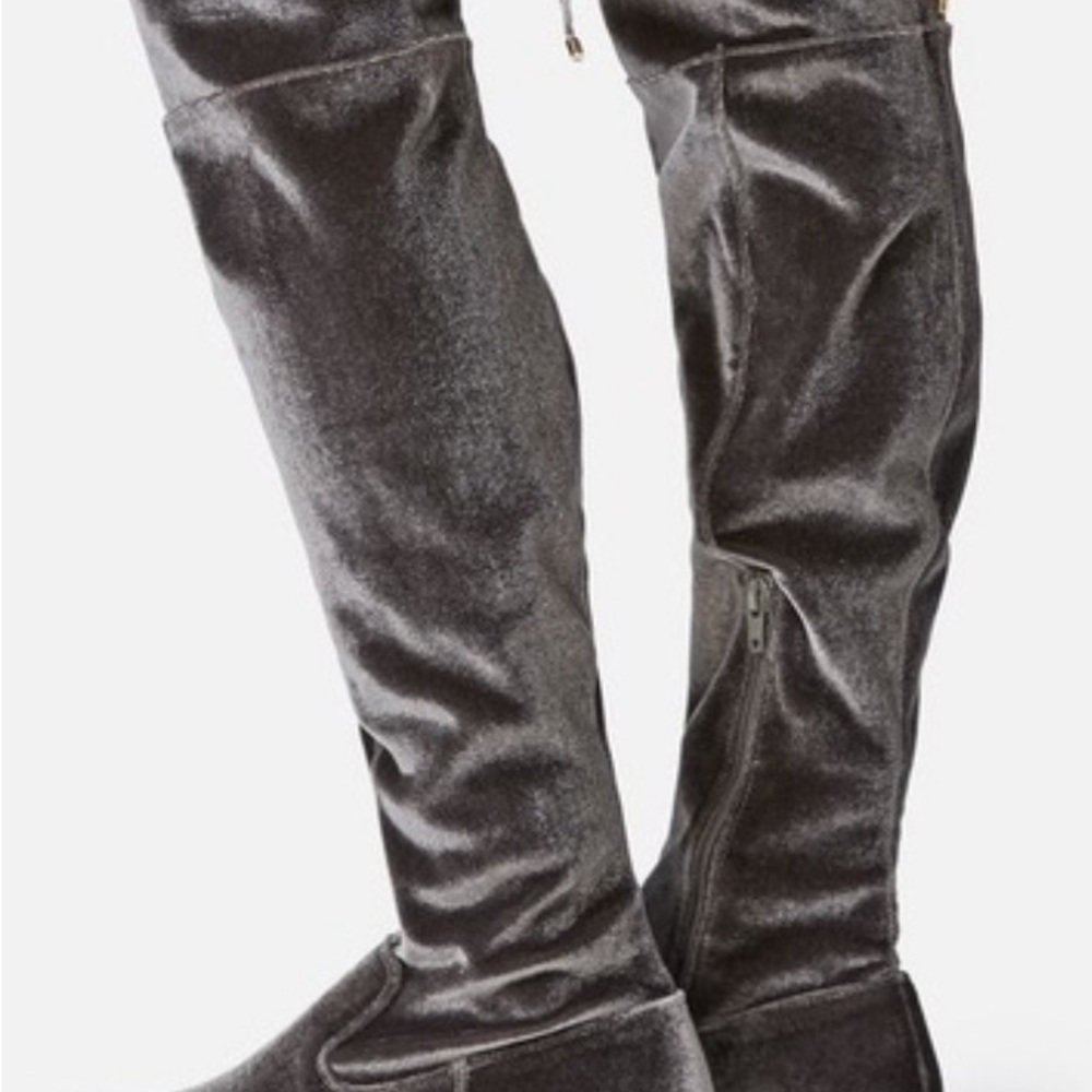 Flat boots phoebe, Grey 8.5 velvet suede boots just fab